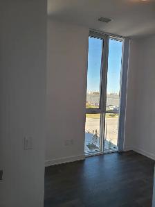 Condo Near Vaughan Subway for rent - Photo 9