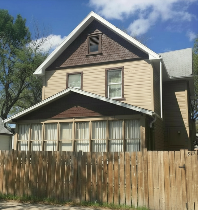 RARE 9.7% CAP RATE |  4-Plex | $3,610/mo Income