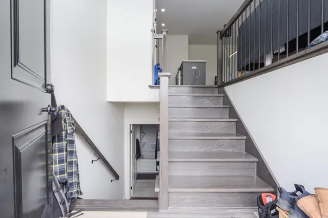 2 bedroom unit - Photo 2