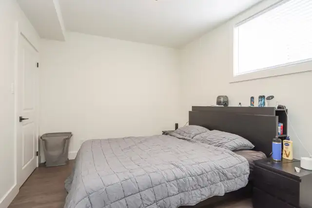 2 bedroom unit - Photo 9