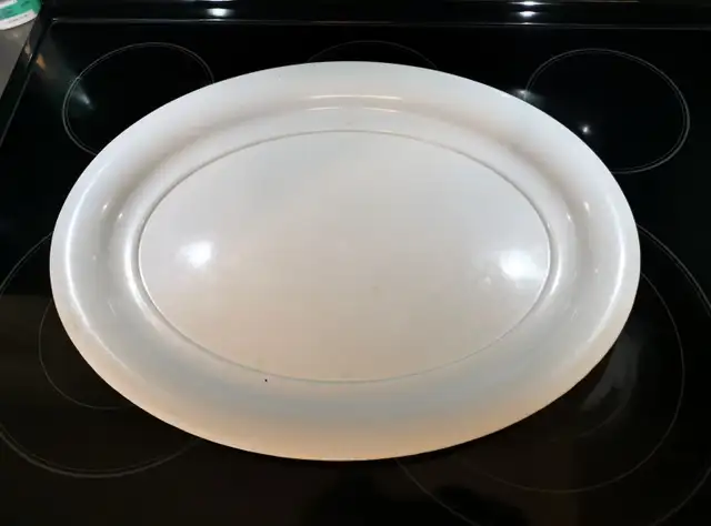 3 Large Plastic White Party Tray (Total 3) - Photo 3