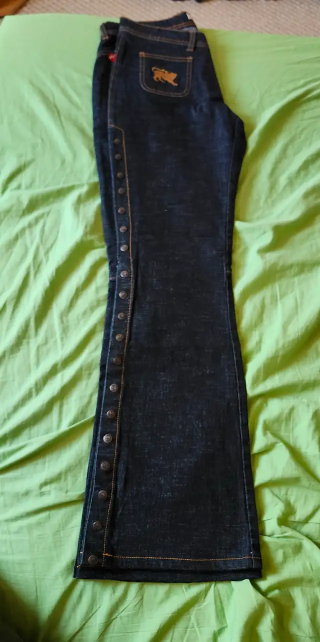 New Parasuco denim jeans Size 8 to 10 - Photo 2