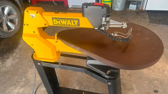 Dewalt Scroll Saw