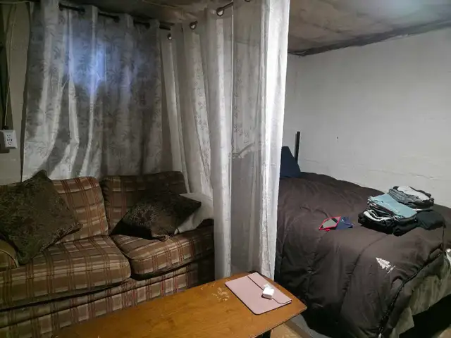 Room for rent - Photo 2