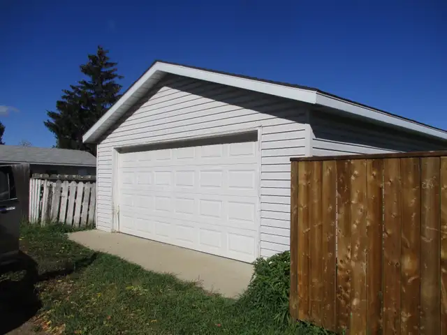 4 Bedroom Home for Rent in Confederation - Photo 2