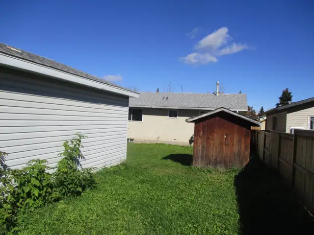 4 Bedroom Home for Rent in Confederation - Photo 5