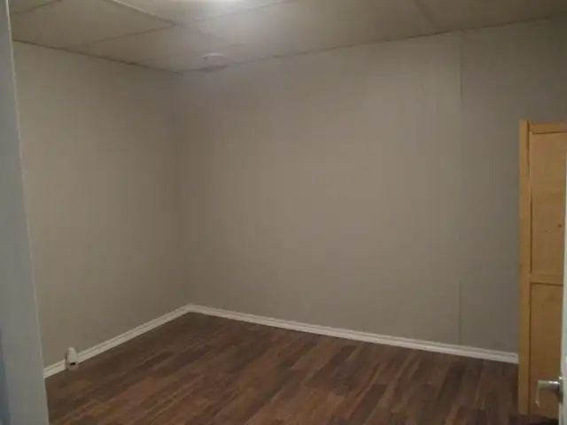 4 Bedroom Home for Rent in Confederation - Photo 17