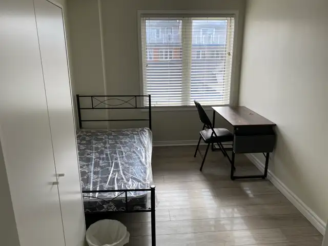 York university rooms for rent - Photo 2