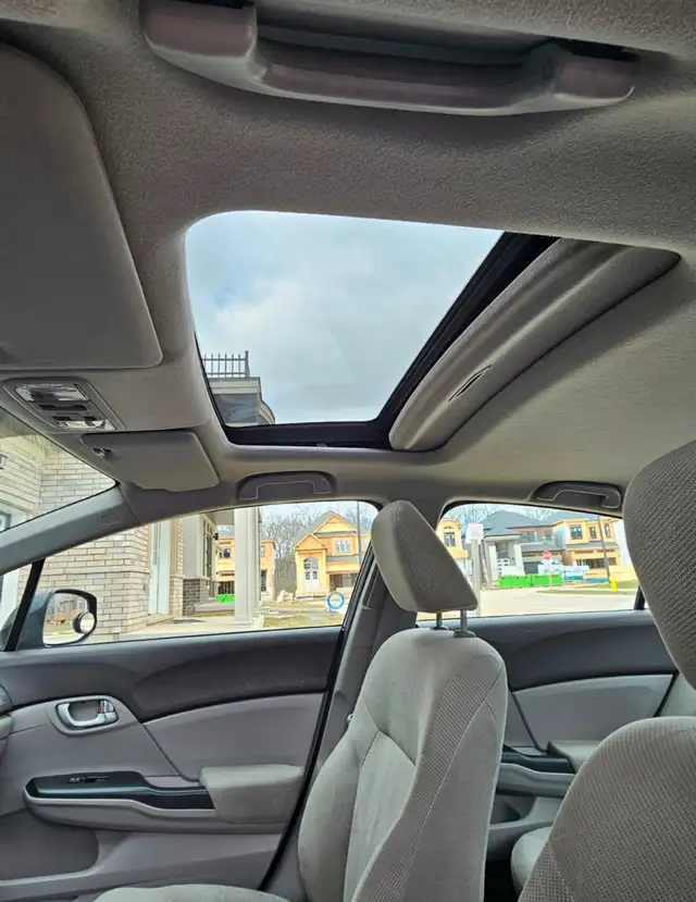 2012 CIVIC EX - PRICED TO SELL! - Photo 2