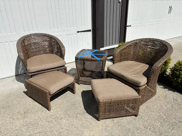 Outdoor Conversation Set