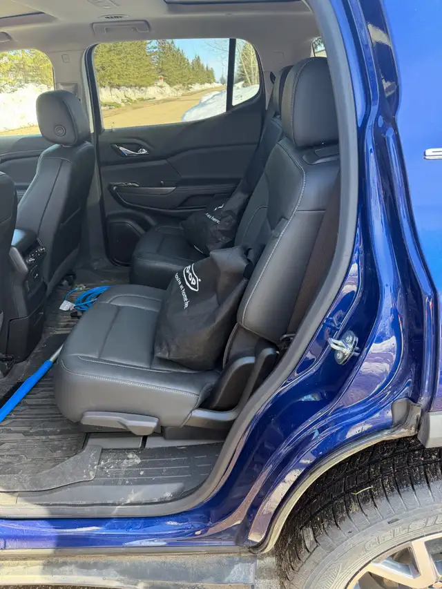 2023 GMC Acadia SLT - Photo 6