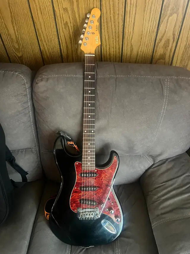 G$L S-500 Tribute series guitar