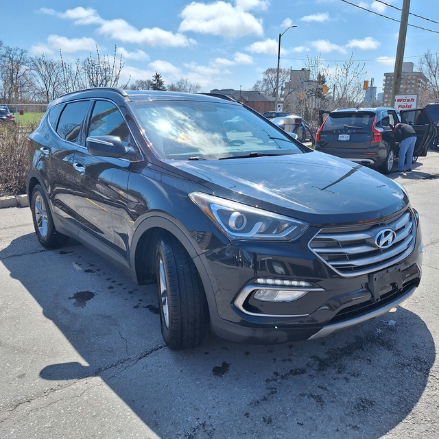 2017 Hyundai Santa Fe Sport Premium, 2.4L 4cyl, One Owner - Photo 9