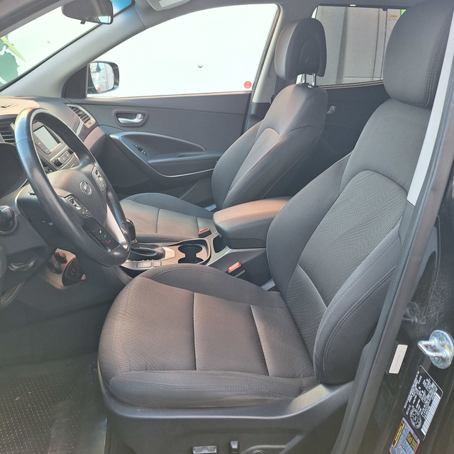 2017 Hyundai Santa Fe Sport Premium, 2.4L 4cyl, One Owner - Photo 16