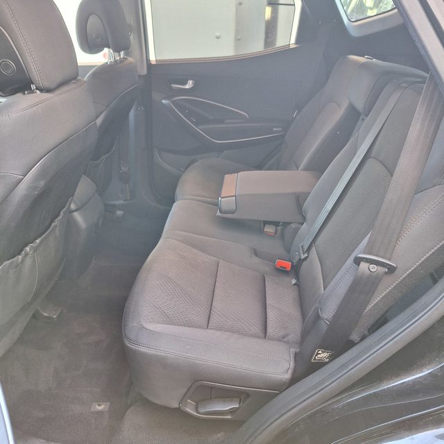 2017 Hyundai Santa Fe Sport Premium, 2.4L 4cyl, One Owner - Photo 17