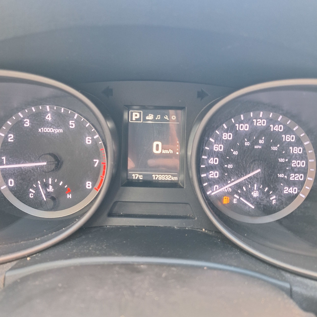 2017 Hyundai Santa Fe Sport Premium, 2.4L 4cyl, One Owner - Photo 19