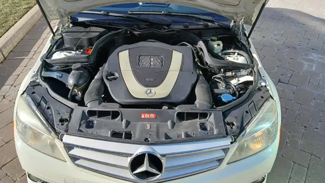 Mercedes C300 (RWD) 2008 - Photo 3