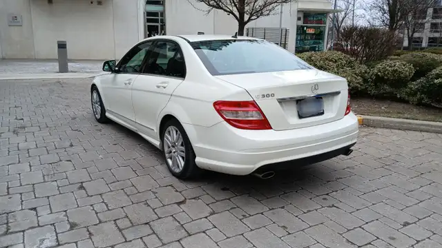 Mercedes C300 (RWD) 2008 - Photo 6