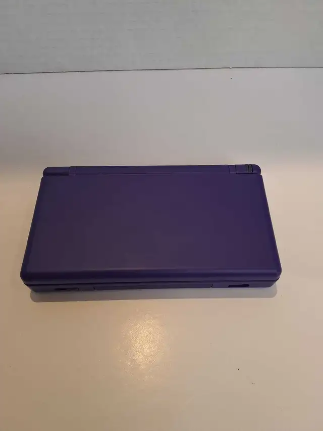 Nintendo DS Lite Handheld System - Photo 3