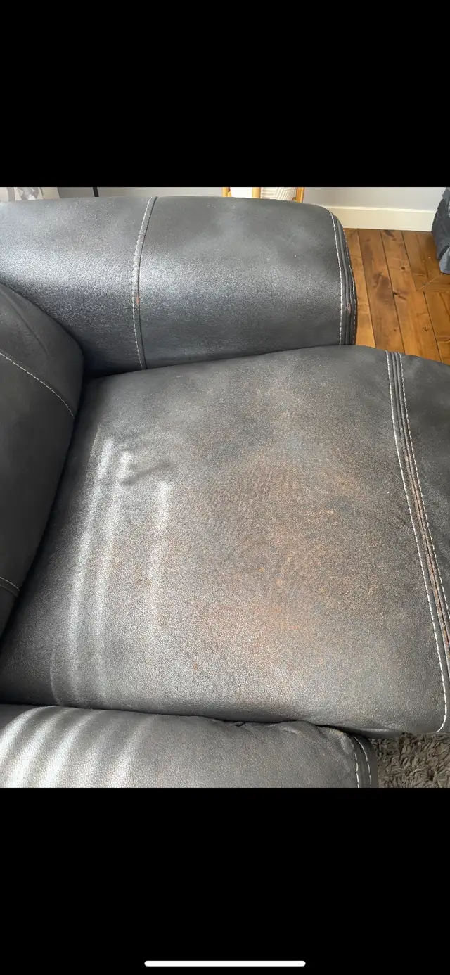 Couch - power reclining - Photo 7