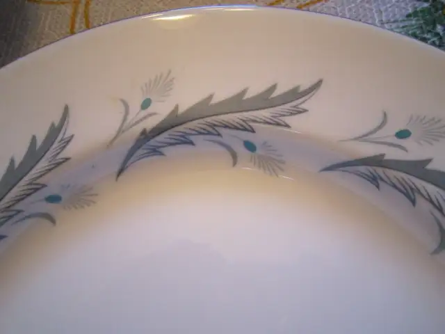 Paragon BRIDAL LEAF fine bone china - Photo 2