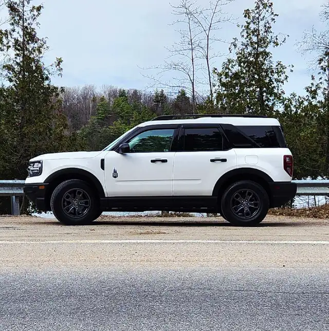 2022 Ford Bronco - Photo 5