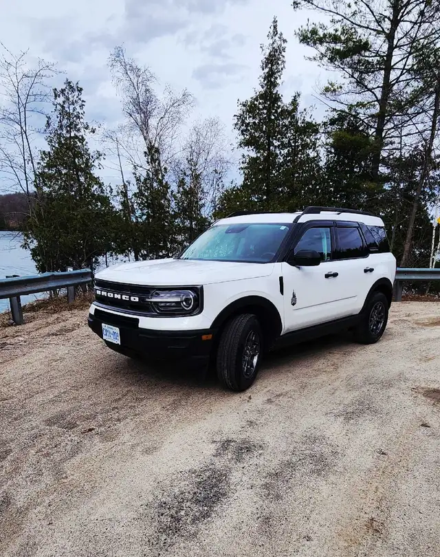2022 Ford Bronco - Photo 6