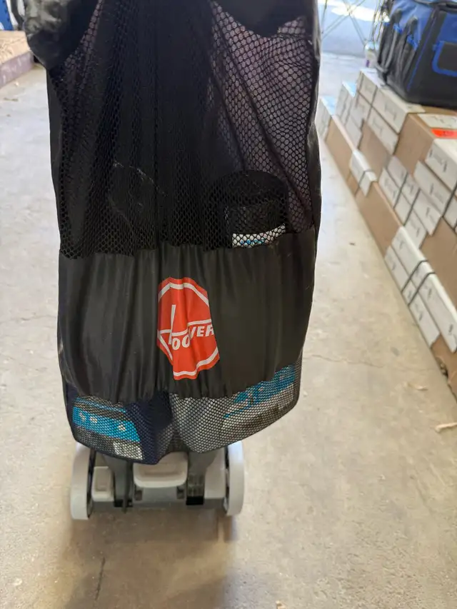 Carpet cleaner - Photo 3