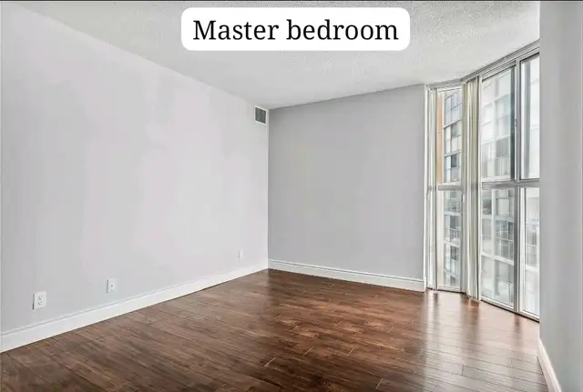 2 bedroom   2 washroom- 1200 sq.ft condo in Mississauga sq1 - Photo 2