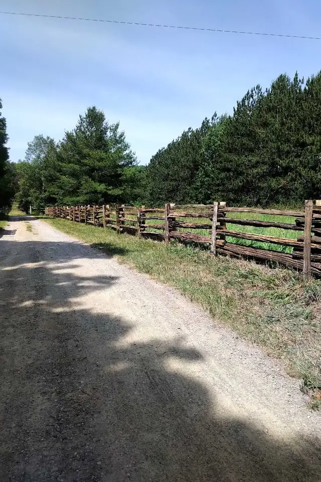 Cedar Posts Rails Poles Fence - Photo 6