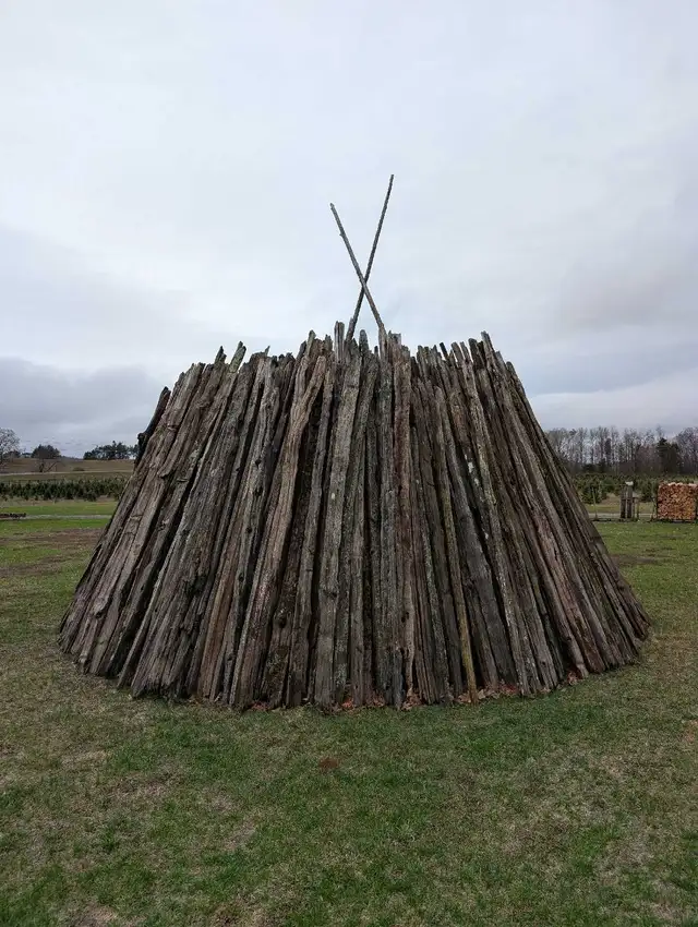 Cedar Posts Rails Poles Fence - Photo 9