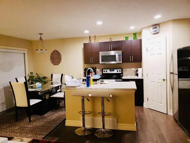 Room for Rent - Photo 2