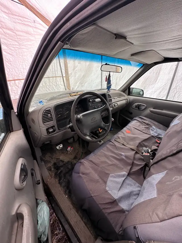 1996 chev 1500 short box - Photo 5