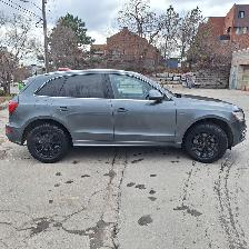 2014 Audi Q5 3.0L Technik loaded and very well maintained! Drive - Photo 6