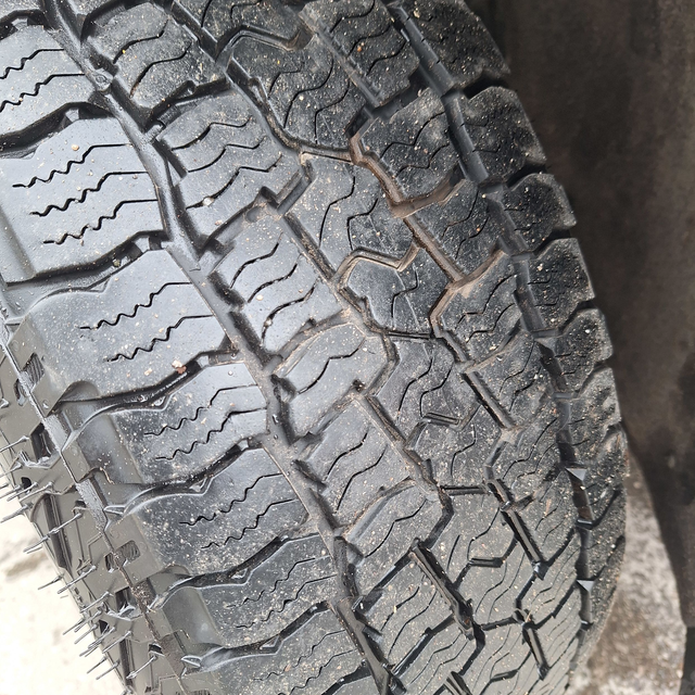 2014 Audi Q5 3.0L Technik loaded and very well maintained! Drive - Photo 9