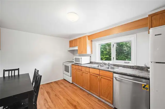 Home for Sale - St. Boniface - Photo 5