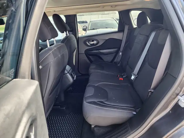 2015 Jeep Cherokee North - Photo 8