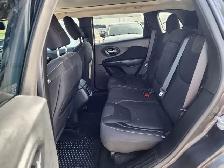 2015 Jeep Cherokee North - Photo 8