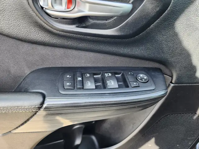 2015 Jeep Cherokee North - Photo 9