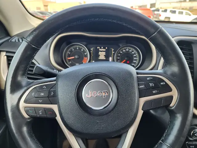 2015 Jeep Cherokee North - Photo 11