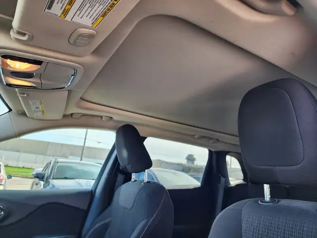 2015 Jeep Cherokee North - Photo 15