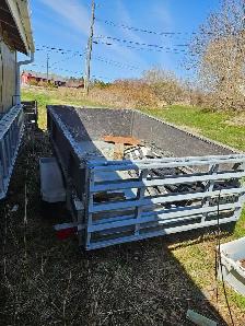 Utility trailer