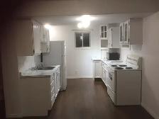 1 bdrm suite $800 - Photo 2