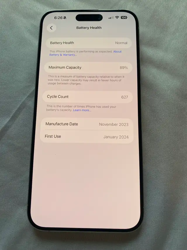 Like New iPhone 15 Pro Max 258GB White Titanium - Photo 2