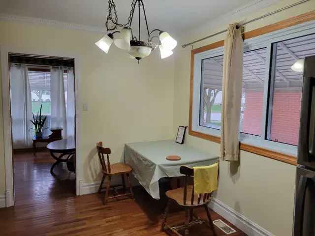 Looking to rent for student’s girls