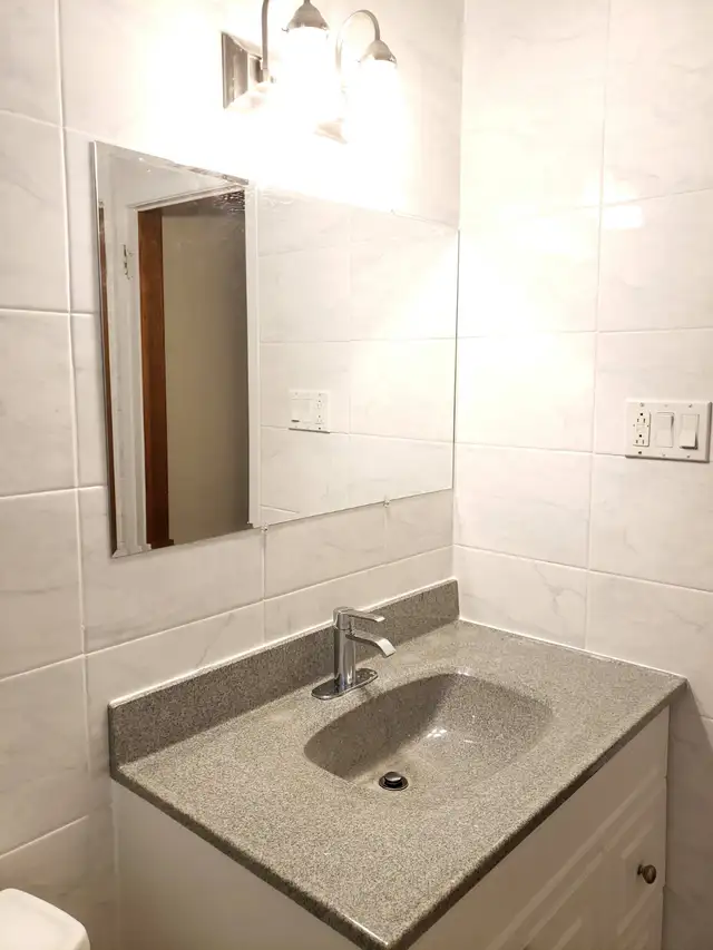 Looking to rent for student’s girls - Photo 5