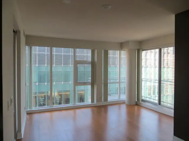 2 Bd, 2Wr Condo for Rent Walking distance to Eaton Centre, MTU - Photo 10
