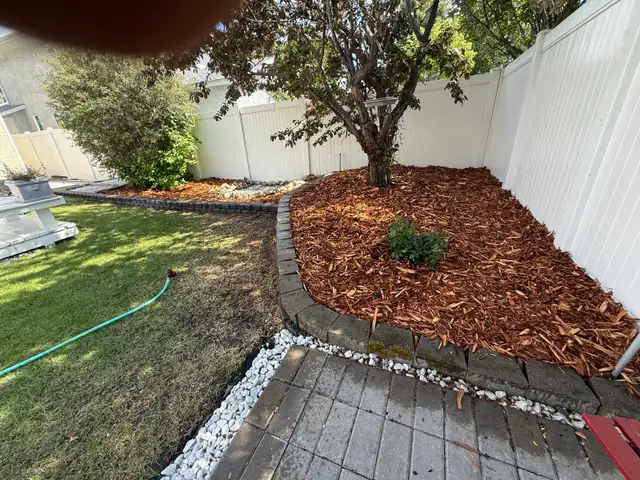 landscaping - Photo 9
