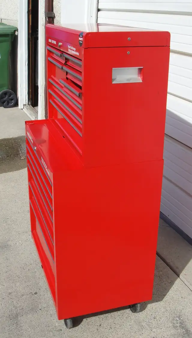 CRAFTSMAN TOOL CHEST / BOX - Photo 2