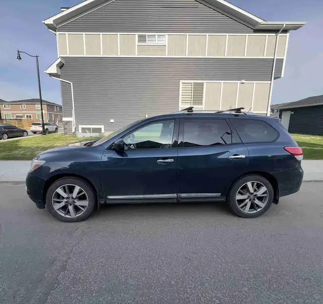 2014 Nissan pathfinder